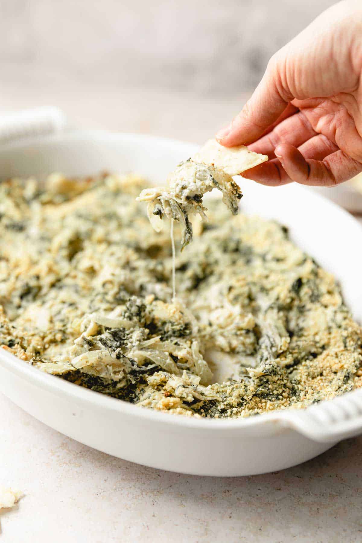 Guilt-Free & Quick: Make Creamy Dairy-Free Spinach Artichoke Dip in 20 Mins